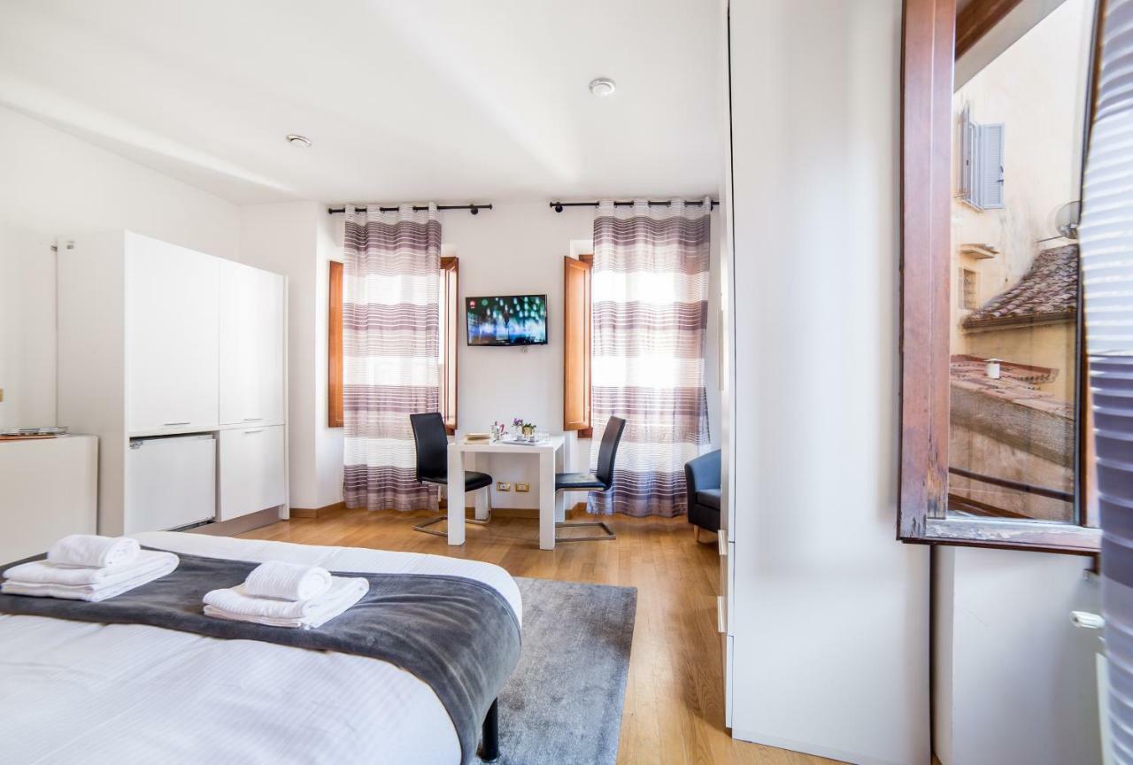 Sant'angelo Apartment *